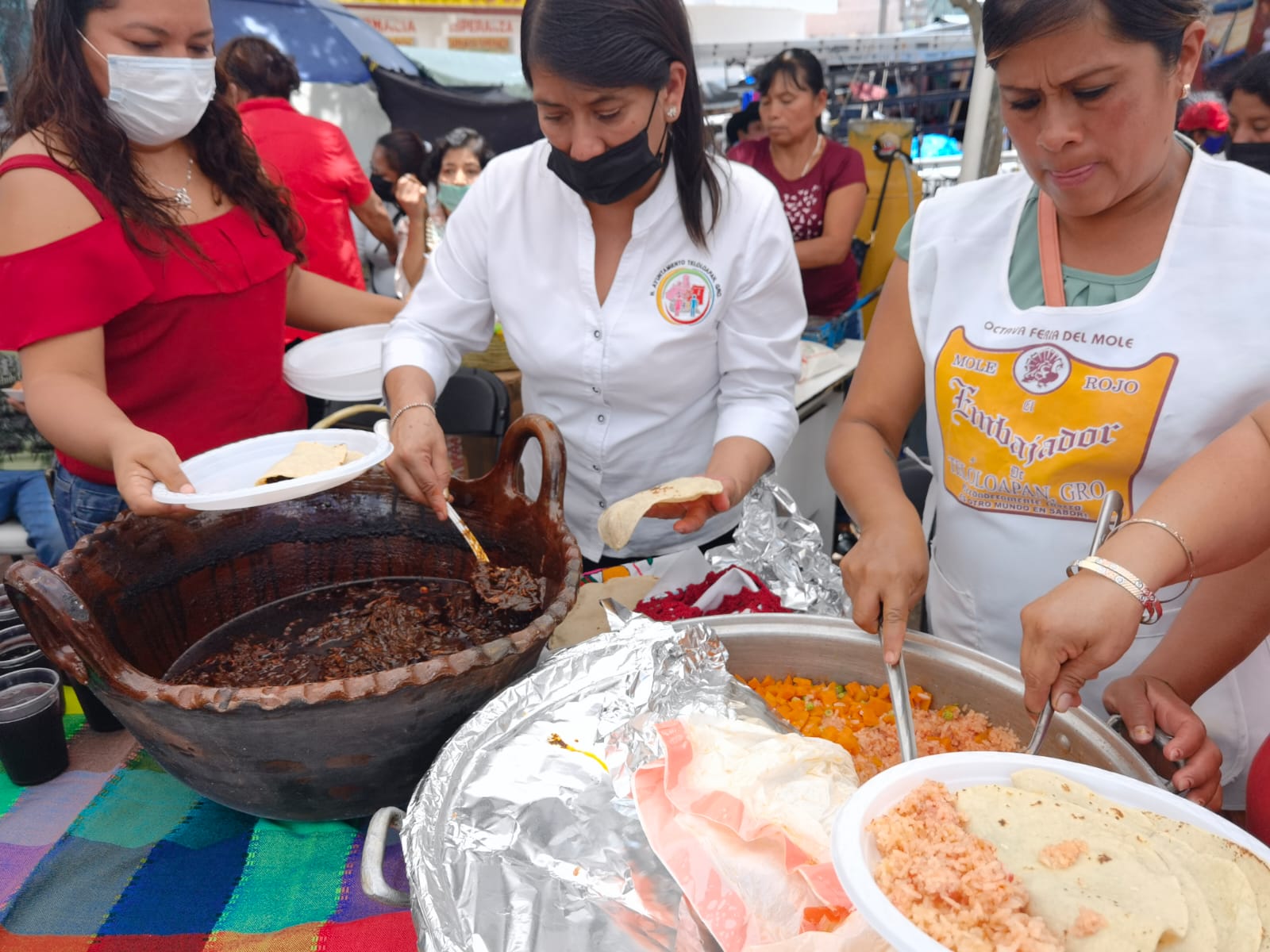 UN ÉXITO LA FERIA DEL MOLE EN TELOLOAPAN | Julio Palacios Informa